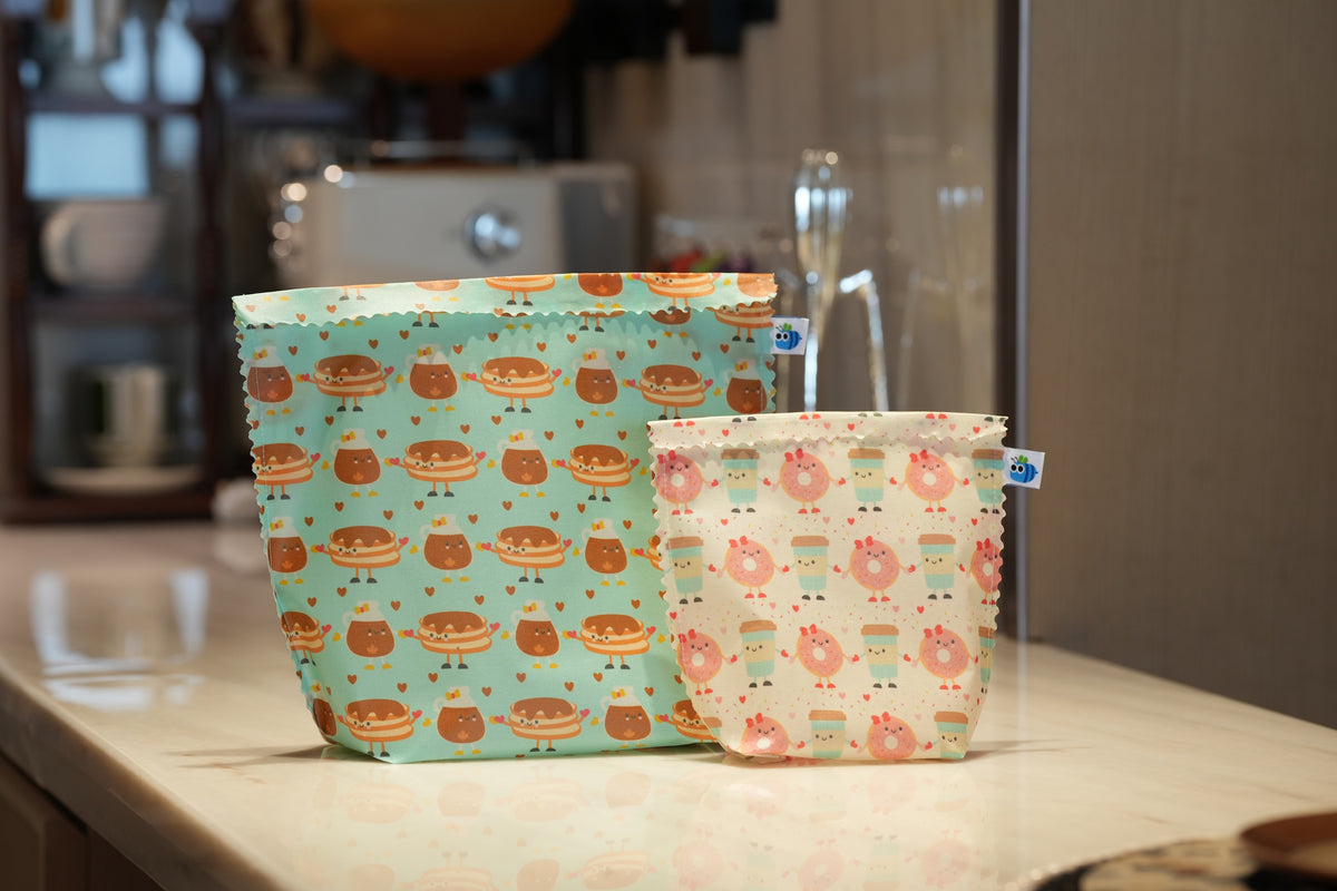 Bluebee 2-Piece Beeswax Food Bag Set: Cookie Cravings Lunchbox Collection