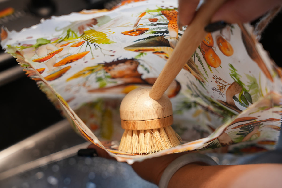 Bluebee 2-Piece Beeswax Food Bag Set: Enchanted Forage Mushroom Collection