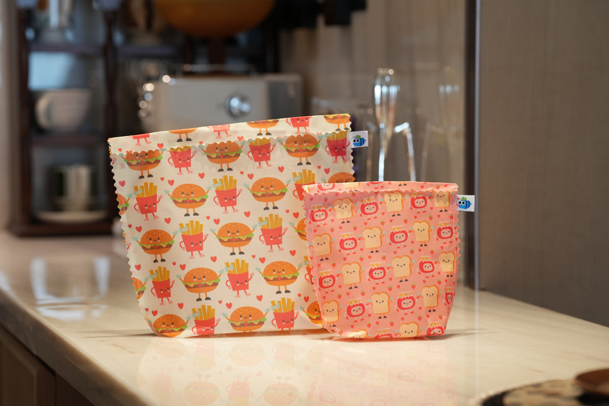 Bluebee 2-Piece Beeswax Food Bag Set: Sweet Treats Lunchbox Collection