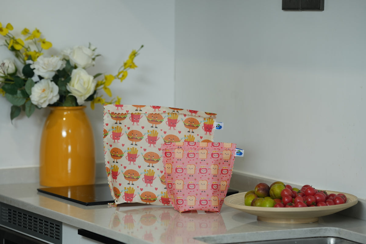 Bluebee 2-Piece Beeswax Food Bag Set: Sweet Treats Lunchbox Collection