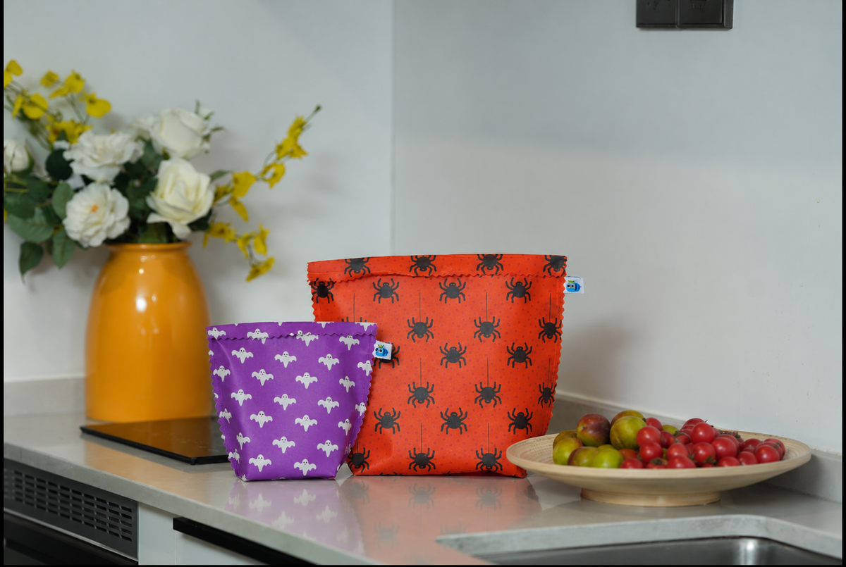 BlueBee 2-Piece Beeswax Food Bag: Spooky Night Halloween Collection