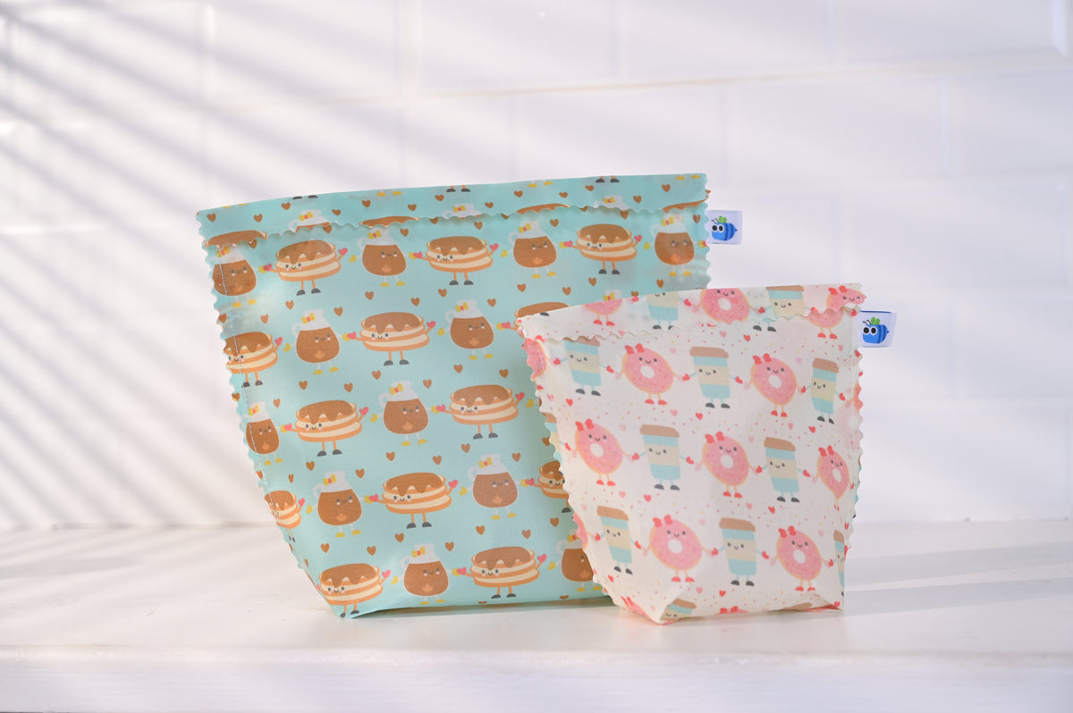 Bluebee 2-Piece Beeswax Food Bag Set: Cookie Cravings Lunchbox Collection